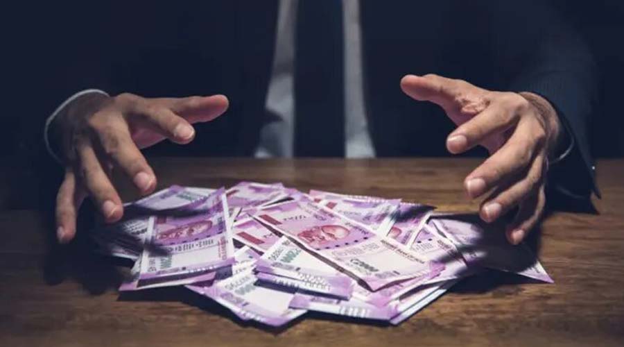 ابعاد حقوقی و تفسیر جرم تحصیل مال از طریق نامشروع در قوانین ایران